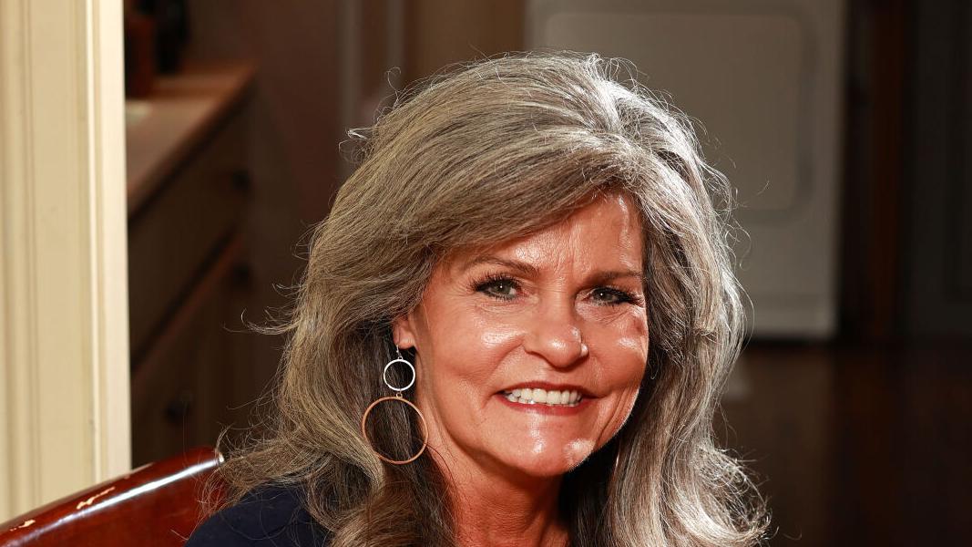 Amory hairdresser touts low-carb diet, home remedies